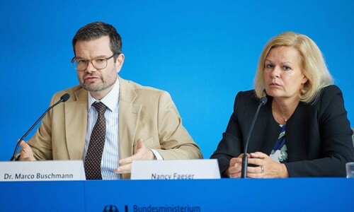 Berlin to toughen knife laws, cut benefits for illegal migrants