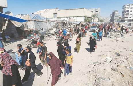 40 Palestinians killed as Israel steps up strikes in Gaza