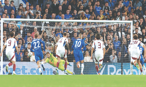 Chelsea give Maresca first victory in Conference League