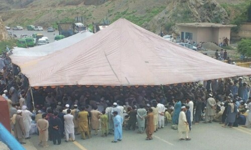 ANP extends support to protesting Kukikhels for return of IDPs ANP extends support to protesting Kukikhels for return of IDPs