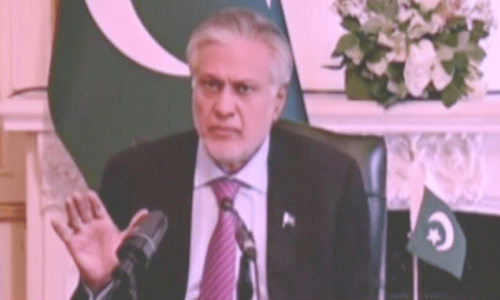 &lsquo;Much progress&rsquo; made on PIA flights, Dar says after raising issue during UK visit