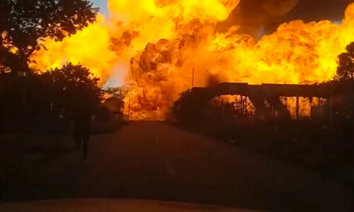 48 killed in Nigerian fuel truck explosion