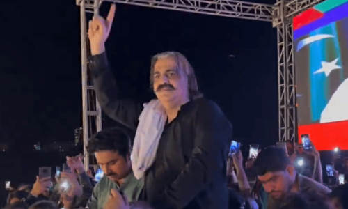 Press Council wants KP CM to apologise over remarks
