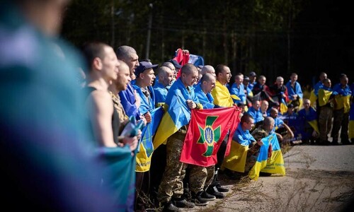 Russia, Ukraine swap 206 POWs in UAE-brokered deal