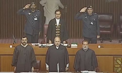After day-long build-up, NA session on &lsquo;constitutional package&rsquo; begins before midnight and adjourns within minutes