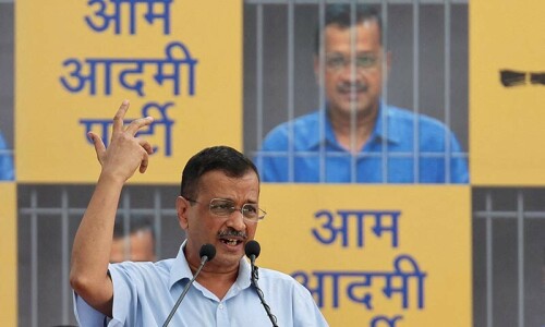 Kejriwal to resign as Delhi CM