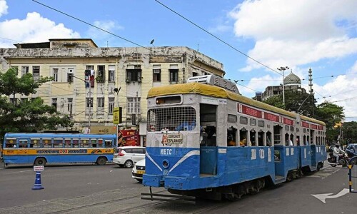 Asia’s oldest operating trams see slow death in India Asia’s oldest operating trams see slow death in India