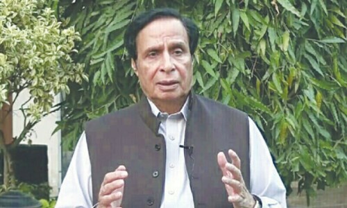 Parvez Elahi and family members removed from no-fly lists Parvez Elahi and family members removed from no-fly lists