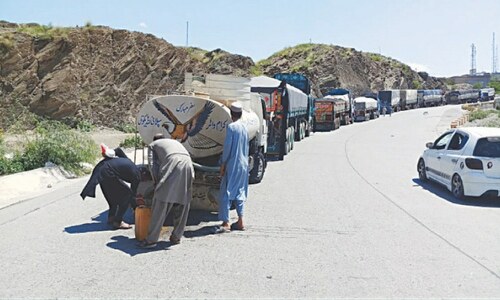 Closure of Torkham road causes whopping monetary loss to national kitty Closure of Torkham road causes whopping monetary loss to national kitty