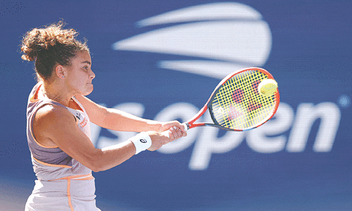 Pegula returns to US Open quarters with  win over Shnaider