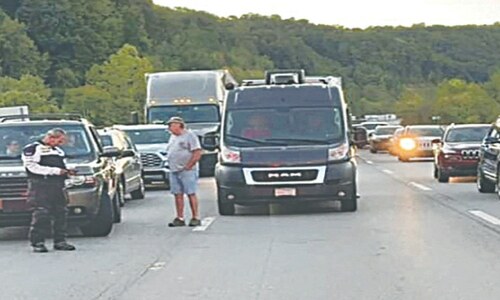 Manhunt still on after US highway shooting leaves seven injured