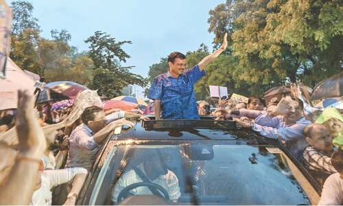 India’s top court frees Modi’s opponent Kejriwal on bail India’s top court frees Modi’s opponent Kejriwal on bail