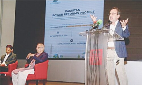 Minister links cut in power tariff with reforms, re-profiling of CPEC debt Minister links cut in power tariff with reforms, re-profiling of CPEC debt