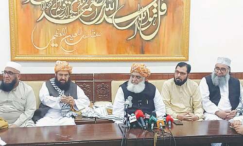 Consensus on constitutional bill must to avoid turmoil: Fazl Consensus on constitutional bill must to avoid turmoil: Fazl