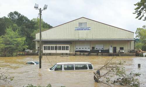 60 die as hurricane wreaks havoc in US southeast