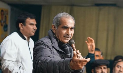 Democracy can’t function under remote control: Saad Rafique