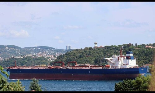 Attacks damage two ships off Yemen