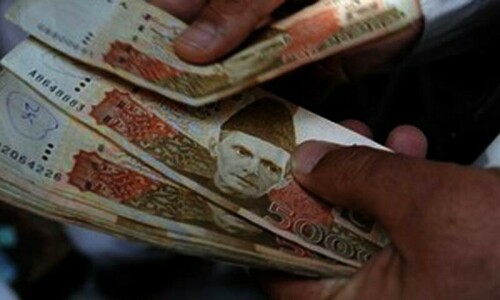 Chinese housemaid &lsquo;escapes&rsquo; with millions of rupees in Islamabad