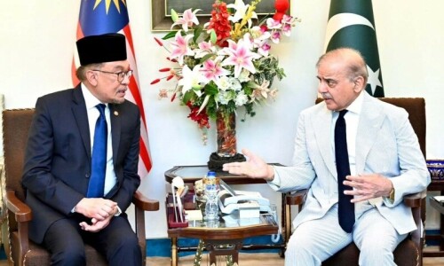 PM Shehbaz, Malaysia’s Anwar Ibrahim vow to enhance bilateral cooperation PM Shehbaz, Malaysia’s Anwar Ibrahim vow to enhance bilateral cooperation