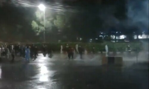 PTI supporters flock to D-Chowk as heavy rain dampens impact of police&rsquo;s tear gas shelling