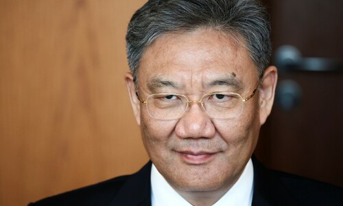 China says raised &lsquo;serious concerns&rsquo; with US over trade curbs