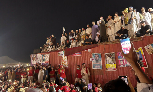 PTM jirga deplores militancy, sense of deprivation PTM jirga deplores militancy, sense of deprivation