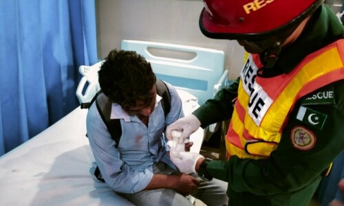 27 injured as students clash with security, police in Lahore protest over alleged rape 27 injured as students clash with security, police in Lahore protest over alleged rape