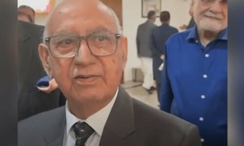 ‘90pc work done’: PML-N’s Siddiqui says constitutional package to be presented tomorrow in Senate ‘90pc work done’: PML-N’s Siddiqui says constitutional package to be presented tomorrow in Senate