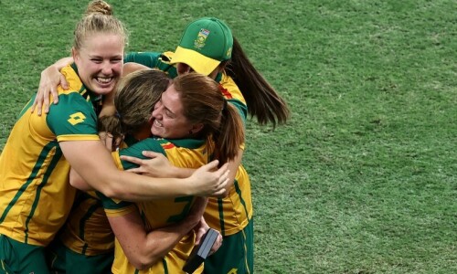 South Africa stun Australia to reach Women’s T20 World Cup final South Africa stun Australia to reach Women’s T20 World Cup final