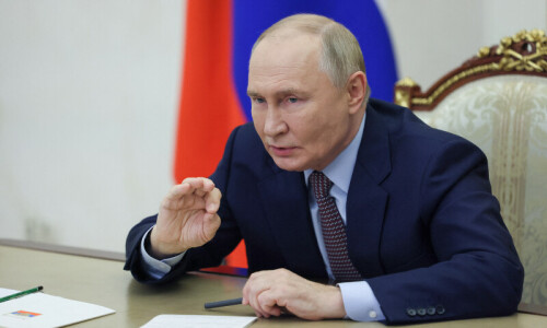 Russia&rsquo;s Putin seeks greater role for Brics in global energy dialogue