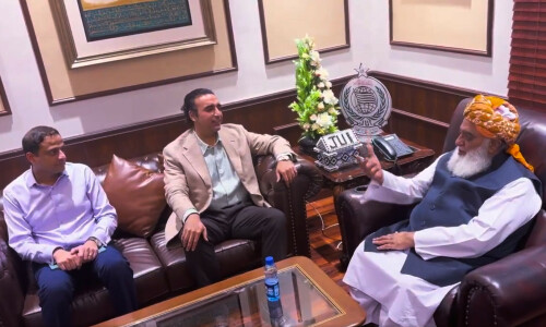 Fazl’s home becomes ‘neutral ground’ for political foes Fazl’s home becomes ‘neutral ground’ for political foes