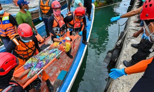 Boat carrying more than 100 Rohingya sighted off Indonesia