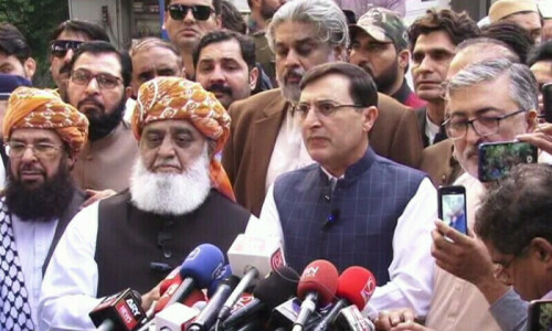 PTI stance leaves many scratching their heads PTI stance leaves many scratching their heads