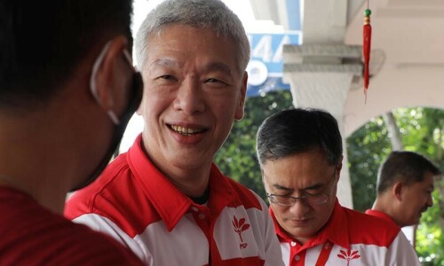 Son of Singapore&rsquo;s Lee Kuan Yew granted asylum in UK