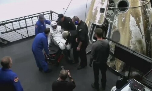 Nasa astronaut hospitalised on return from ISS after eight months