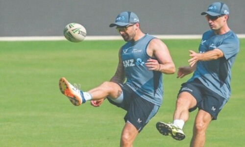 Adapting to Mumbai pitch key to NZ hopes of India whitewash, says Stead Adapting to Mumbai pitch key to NZ hopes of India whitewash, says Stead