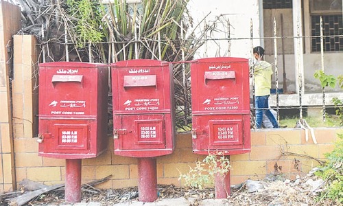 Federal govt shuts down 15 post offices in Karachi