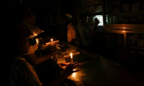 India cuts power supply to Bangladesh