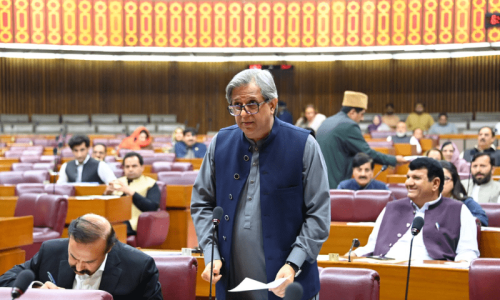 Govt rushes bills in NA, Senate on strength of Supreme Court judges, 5-year term of armed forces’ chiefs Govt rushes bills in NA, Senate on strength of Supreme Court judges, 5-year term of armed forces’ chiefs