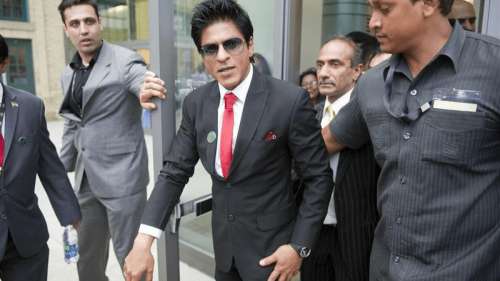 Mumbai police file case after Shah Rukh Khan receives threat from unknown caller