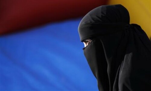 Swiss ‘burqa ban’ to take effect from 2025 Swiss ‘burqa ban’ to take effect from 2025