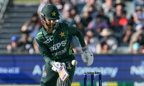 Pak vs Aus: Green Shirts in cruise control, bring up century in pursuit of 164 in 2nd ODI