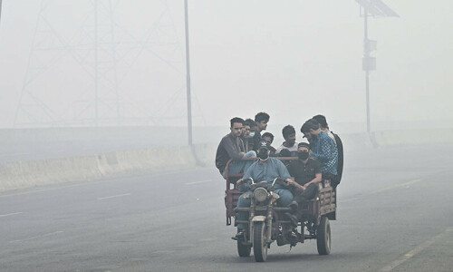 Punjab govt bans public entry to parks, museums amid deteriorating air quality Punjab govt bans public entry to parks, museums amid deteriorating air quality