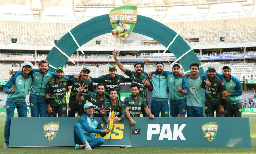 Politicians, cricket fraternity congratulate Green Shirts on win against Australia Politicians, cricket fraternity congratulate Green Shirts on win against Australia