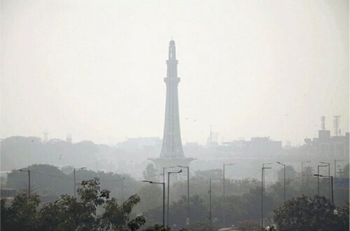 LHC seeks long-term policy to control smog
