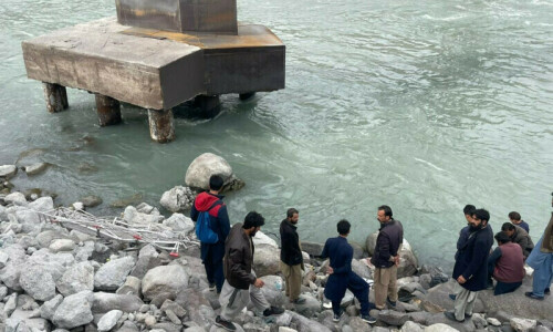26 die as bus plunges into Indus in Diamer 26 die as bus plunges into Indus in Diamer