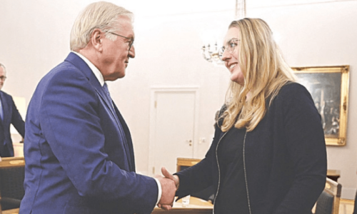 Crisis-hit Germany headed for Feb 23 snap election