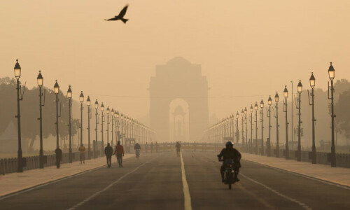All primary schools shut in  New Delhi due to smog