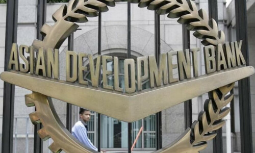Pakistan needs $390bn for low-carbon transition by 2050: ADB Pakistan needs $390bn for low-carbon transition by 2050: ADB