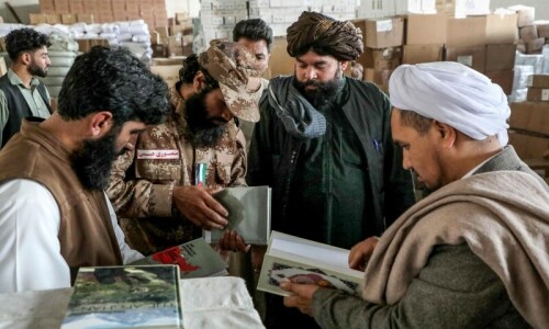 Taliban govt clearing ‘un-Islamic’ books from Afghanistan shelves Taliban govt clearing ‘un-Islamic’ books from Afghanistan shelves